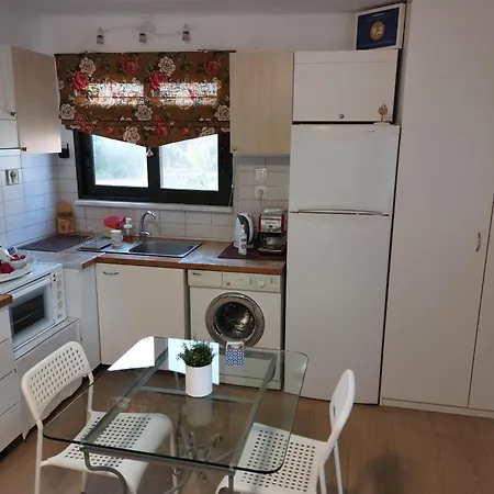 Apartment Casa Martina 2 *